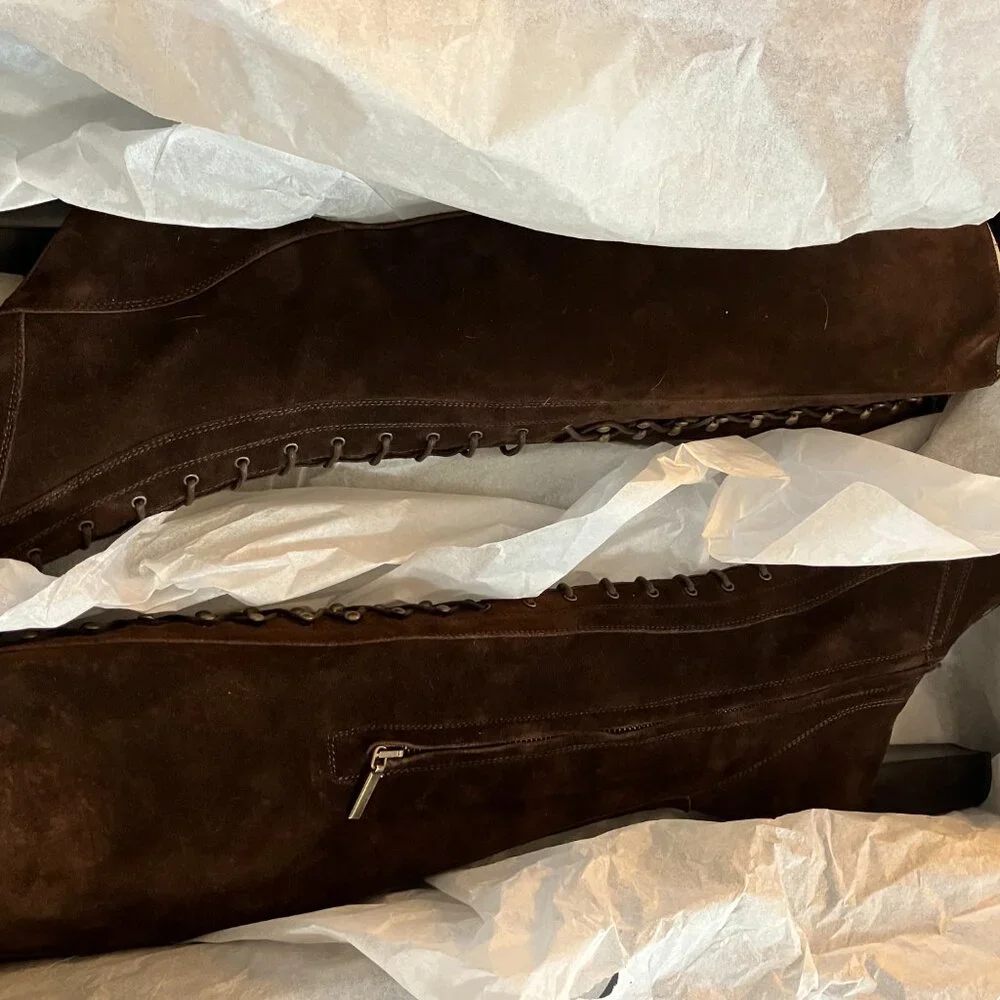 Dolce & Gabbana Brown Suede Lace-Up Boots, Size 9.5, Vintage Never Worn - Picture 4 of 10